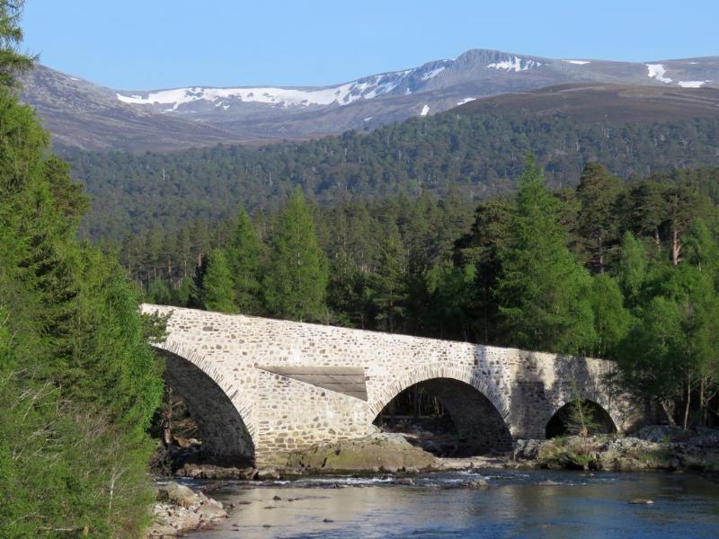 The Invercauld Arms Hotel Ballater Exteriör bild