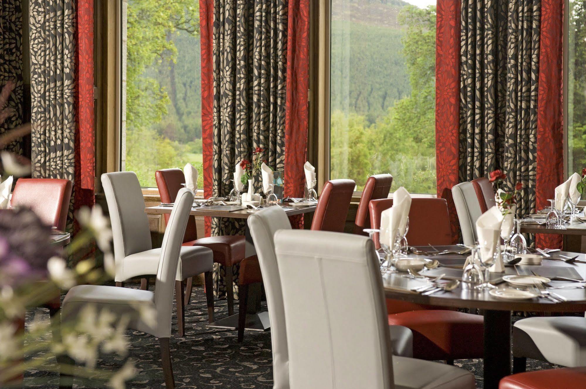 The Invercauld Arms Hotel Ballater Exteriör bild